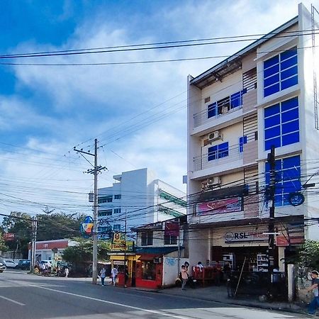 Reddoorz @ Rsl Transient House Iloilo Hotel Exterior photo